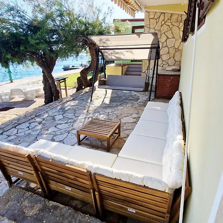 Villa The House In Tribanj Starigrad Paklenica